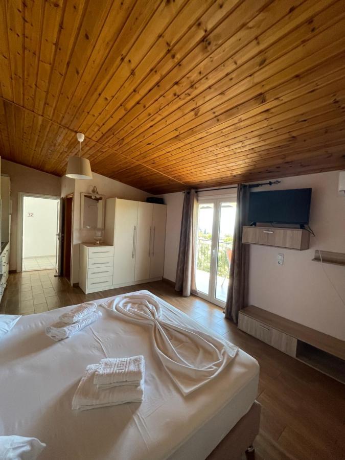 Meltemi Apartment Parga Exterior photo